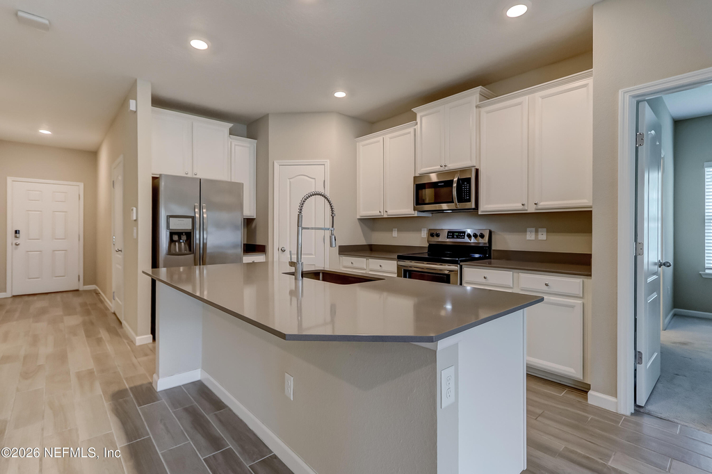 10386 Pavnes Creek Drive - Photo 8