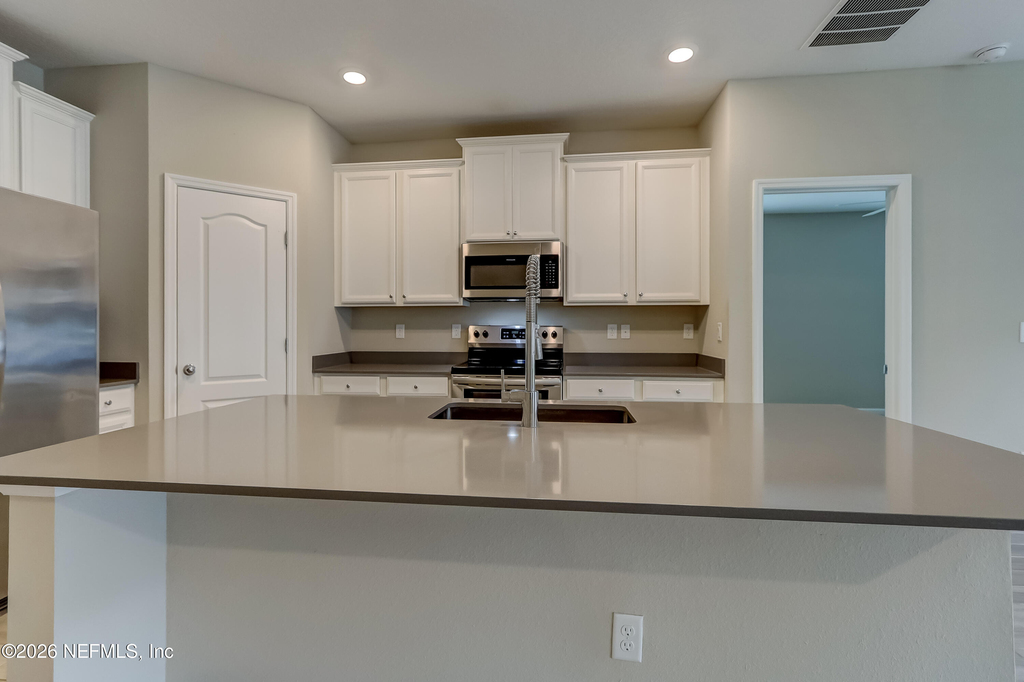 10386 Pavnes Creek Drive - Photo 7
