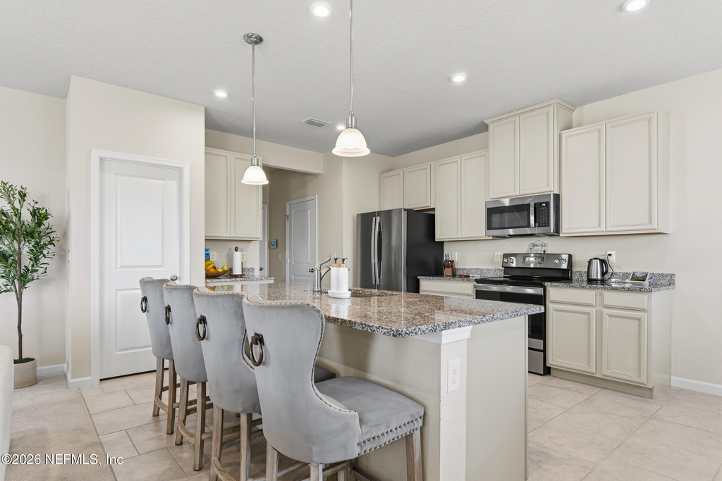 1052 Victoria Hills Court - Photo 4