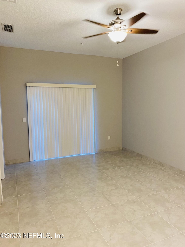 9505 Armelle Way - Photo 4