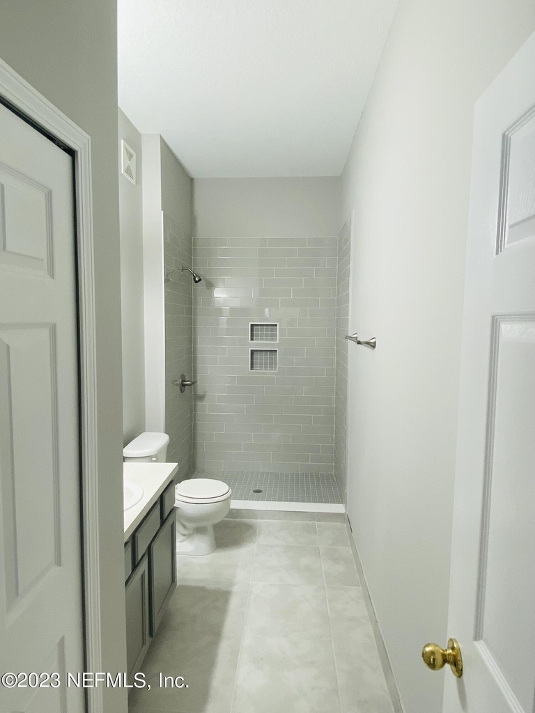 9505 Armelle Way - Photo 12