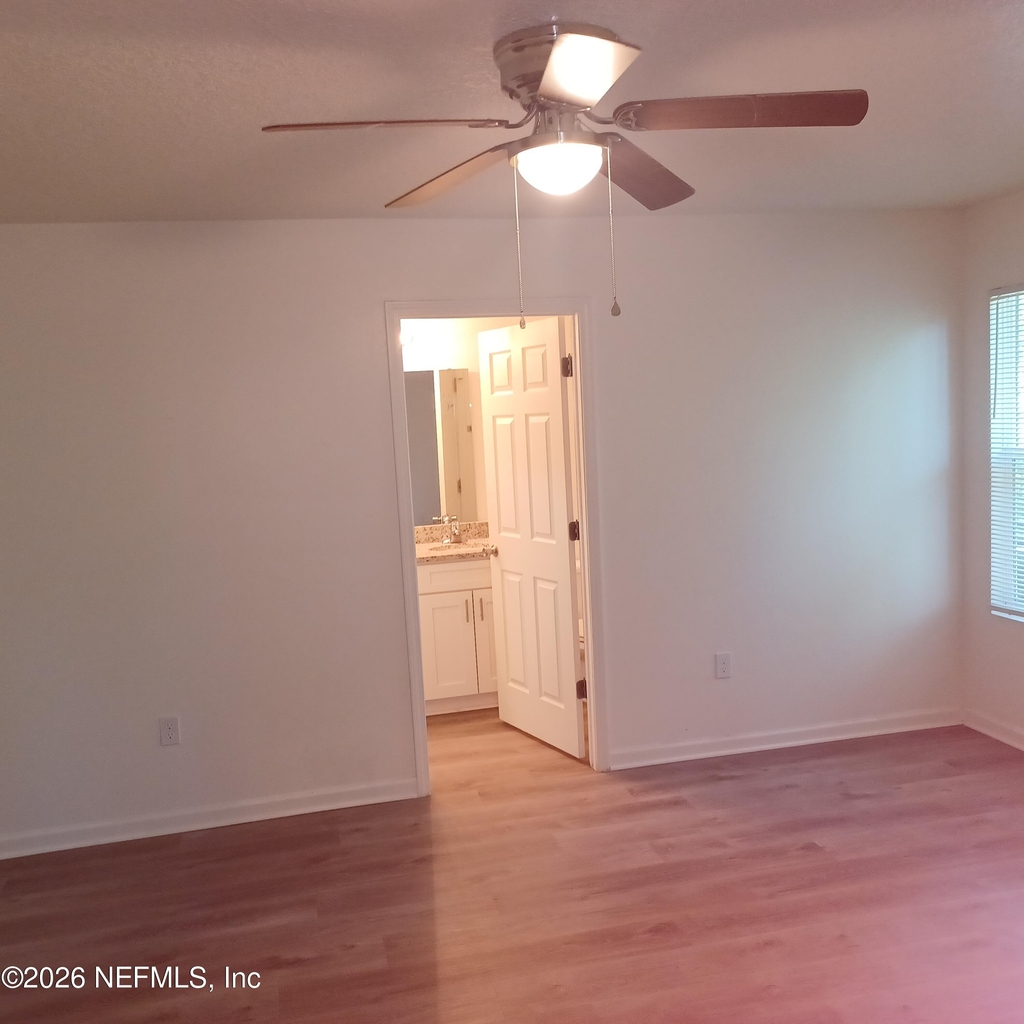 916 W 9th Street - Photo 7