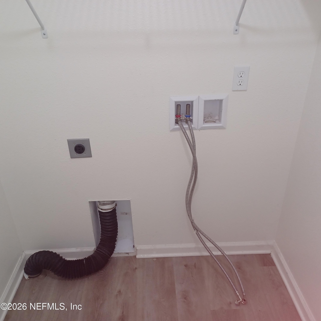 916 W 9th Street - Photo 19