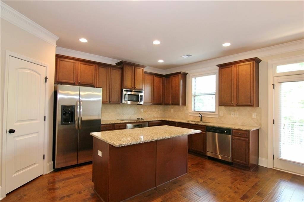 1660 Jardin Court - Photo 8