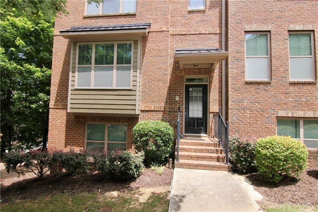 1660 Jardin Court - Photo 1