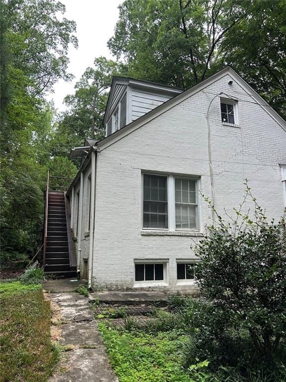 444 Burlington Road Ne - Photo 1