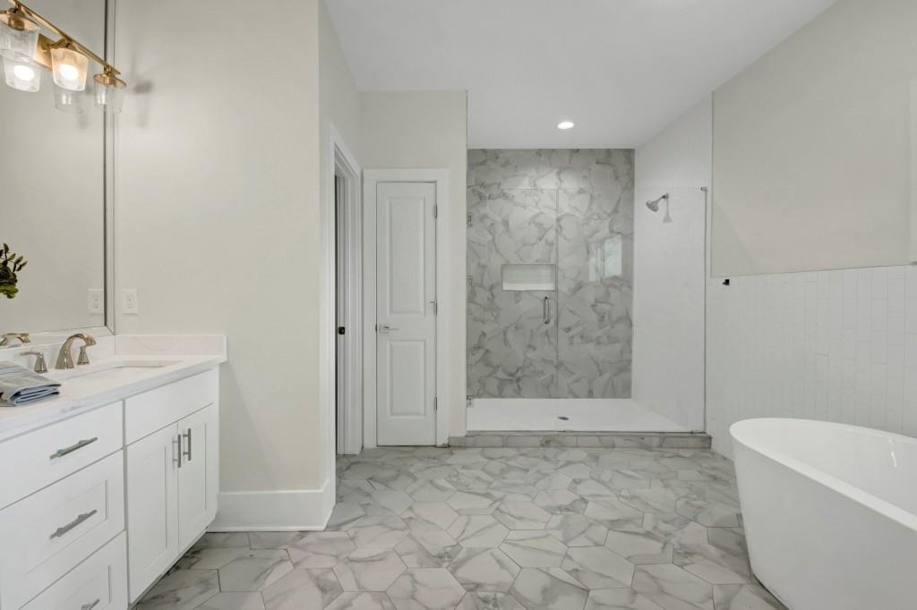 1442 Mercer Ave - Photo 16