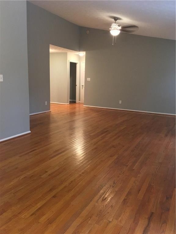 3225 Ennfield Lane - Photo 2