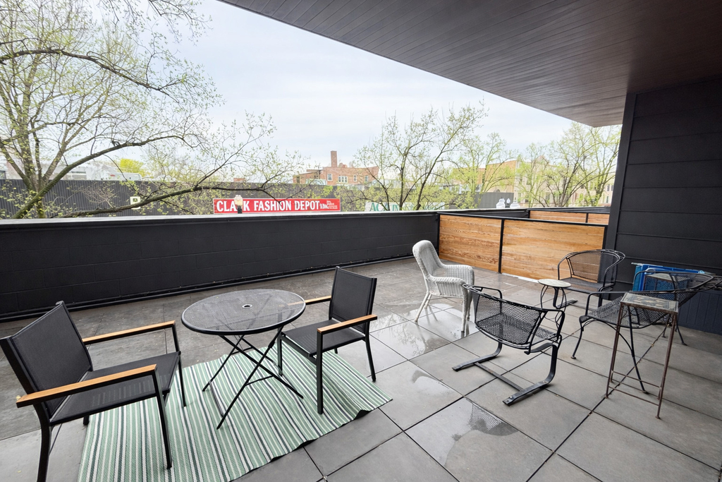 4513 N Clark Street - Photo 6