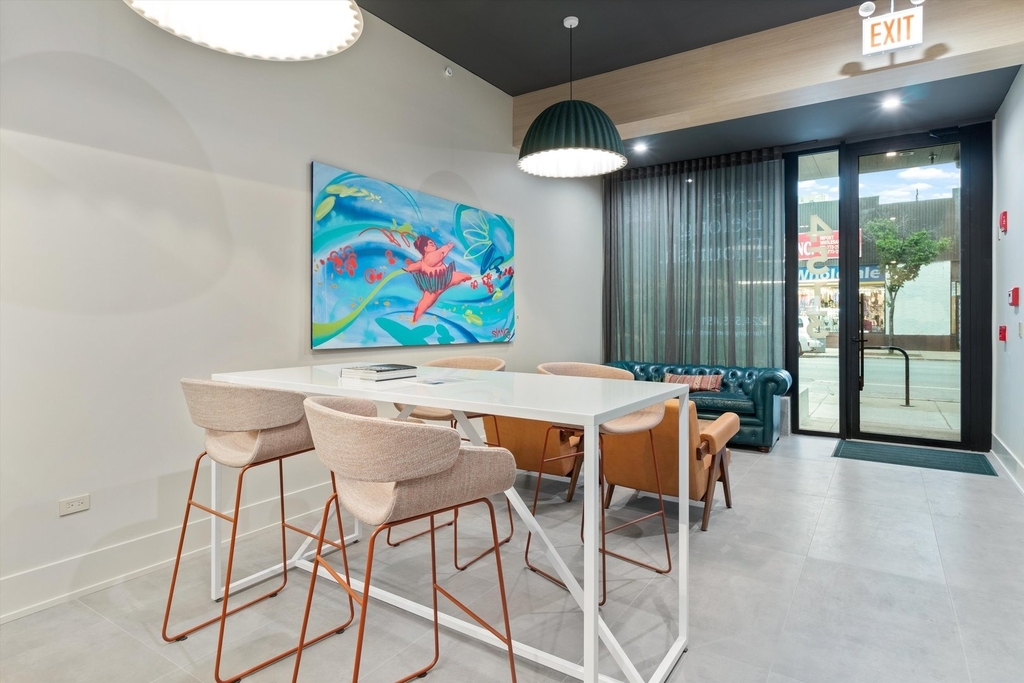 4513 N Clark Street - Photo 13