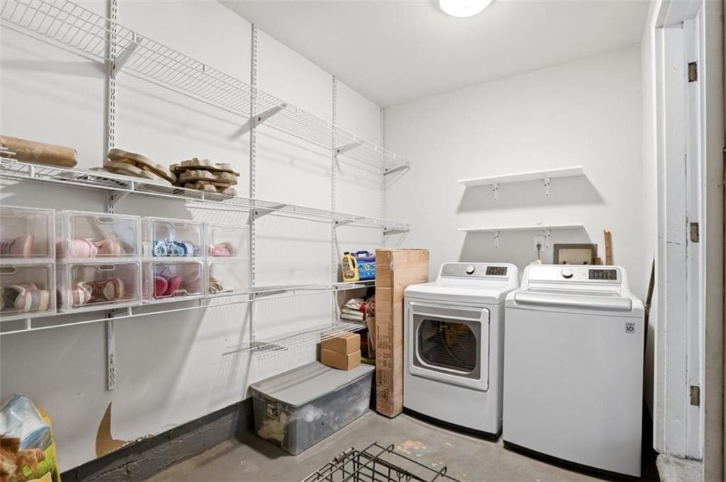405 King Arthur Court - Photo 16