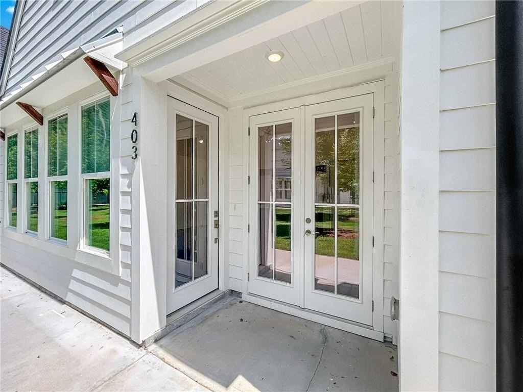 403 Burgundy Way - Photo 2