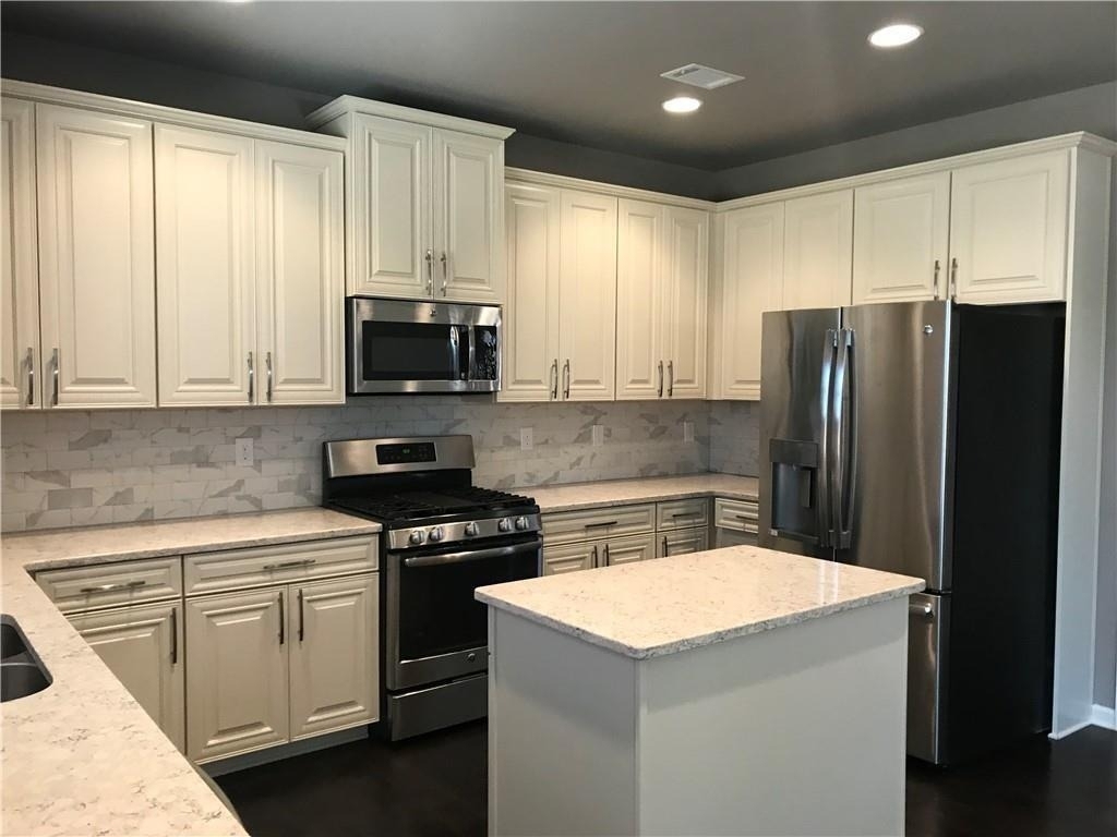 2485 Matlin Way - Photo 2