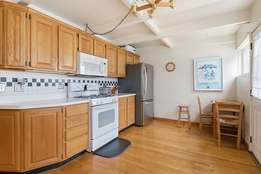 155 E Madison Street - Photo 14