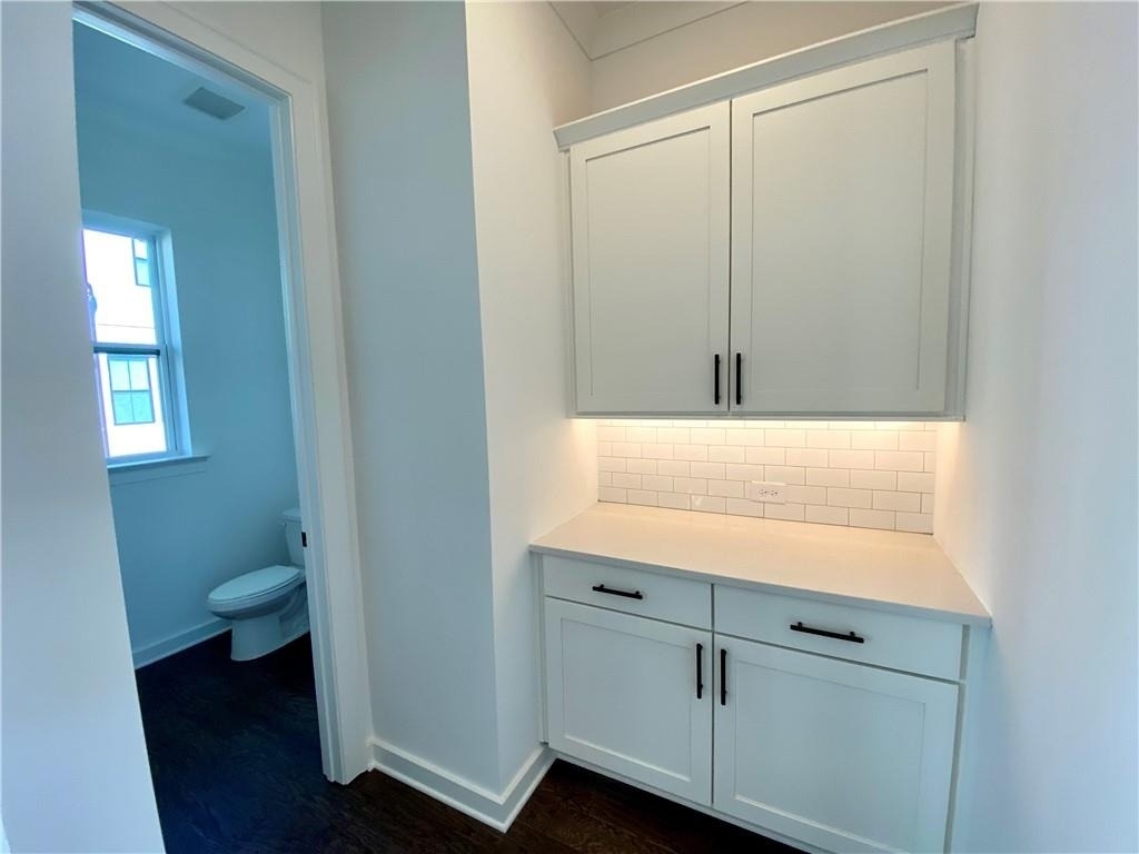 435 Ashbury Drive - Photo 7