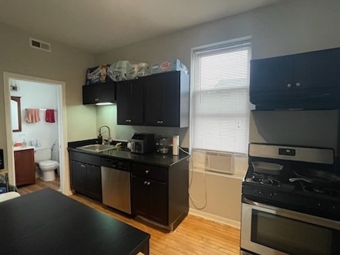 1706 W 17th Street - Photo 2