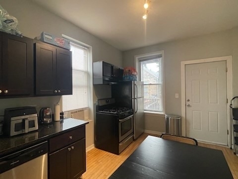1706 W 17th Street - Photo 1