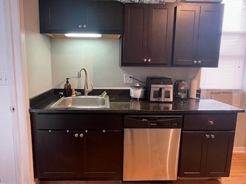 1706 W 17th Street - Photo 3