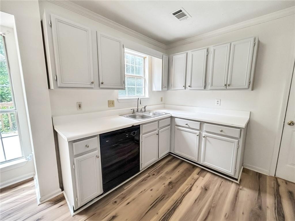 2945 Georgian Manor Drive - Photo 11