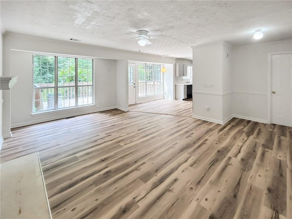 2945 Georgian Manor Drive - Photo 5