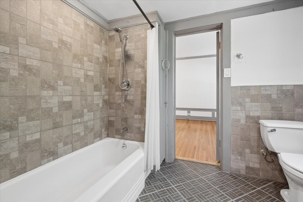 717 W Junior Terrace - Photo 11