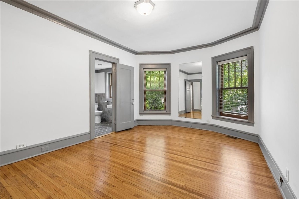 717 W Junior Terrace - Photo 10