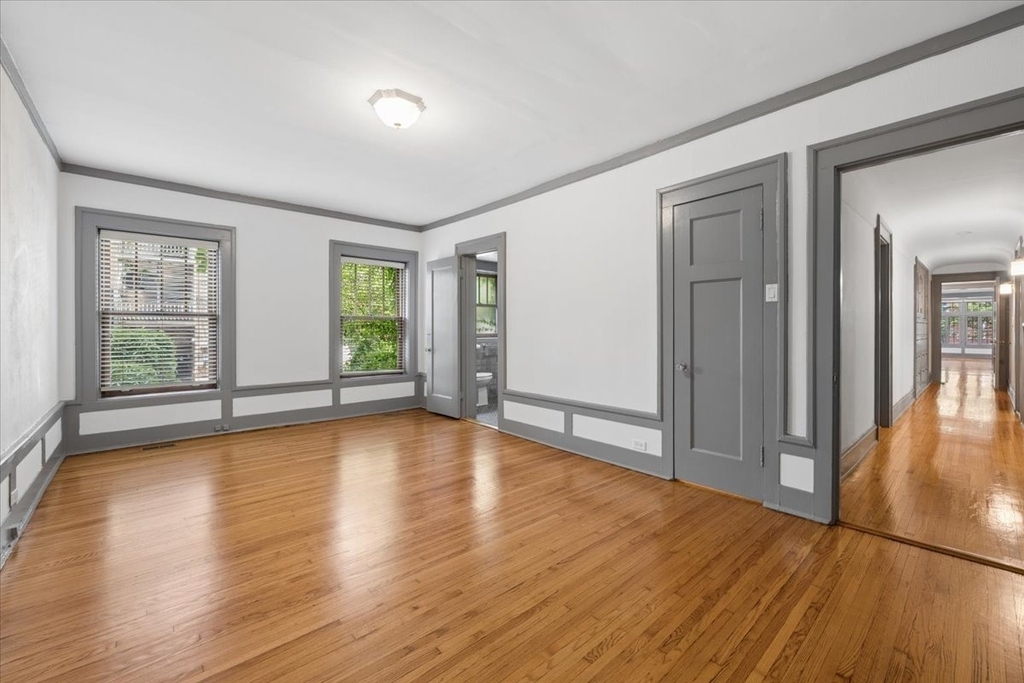 717 W Junior Terrace - Photo 13