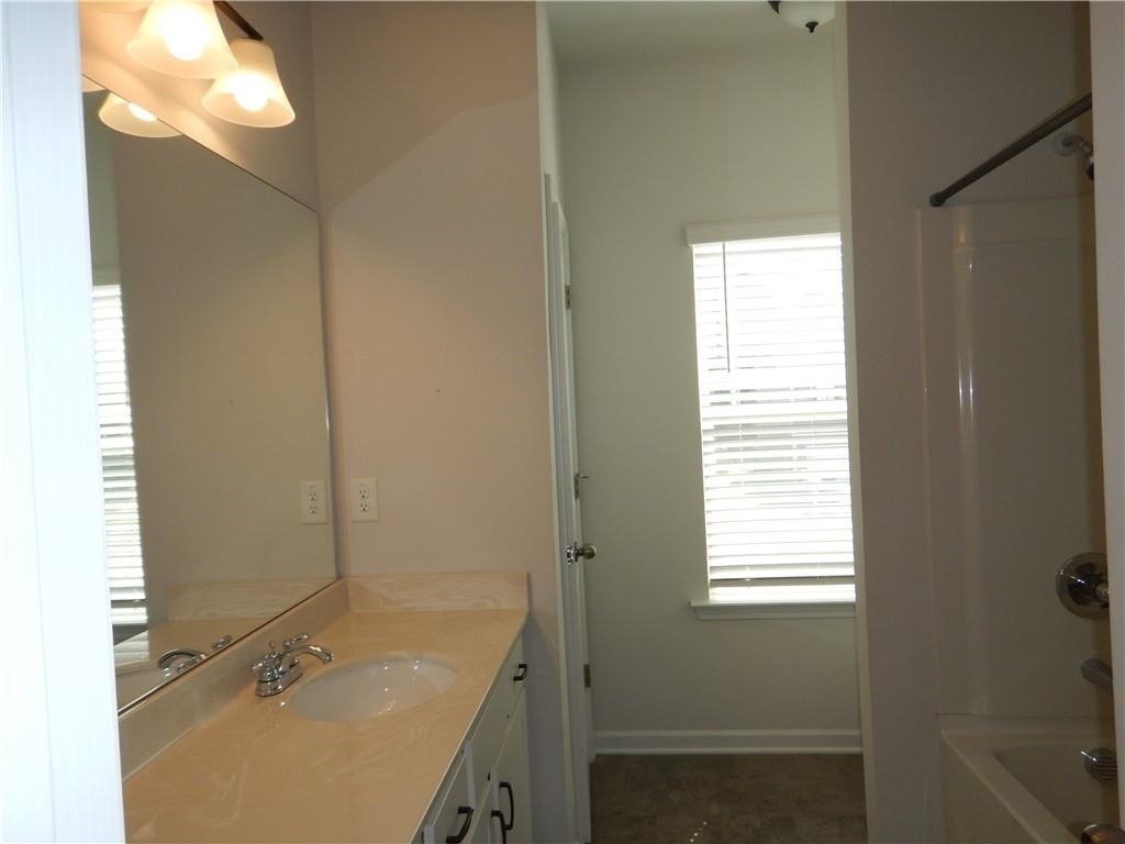 720 Country Ridge Drive - Photo 13