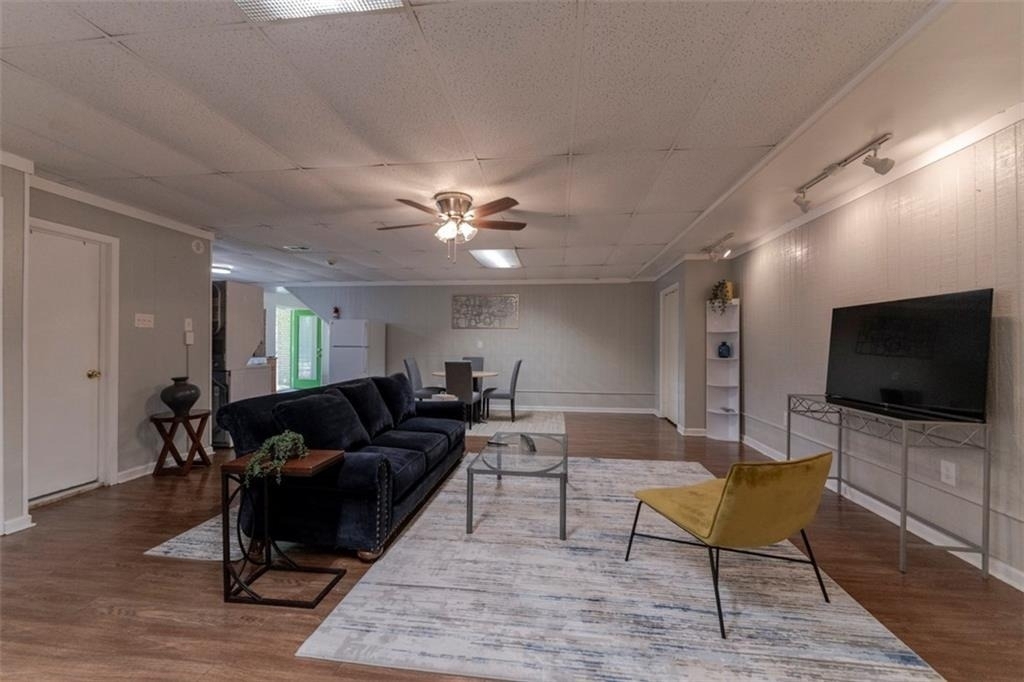 2560 Piney Wood Lane - Photo 4