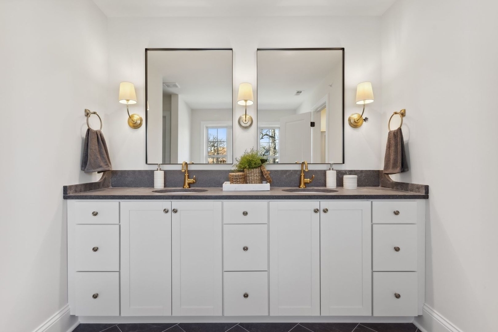 1121 Pin Oak Drive - Photo 17