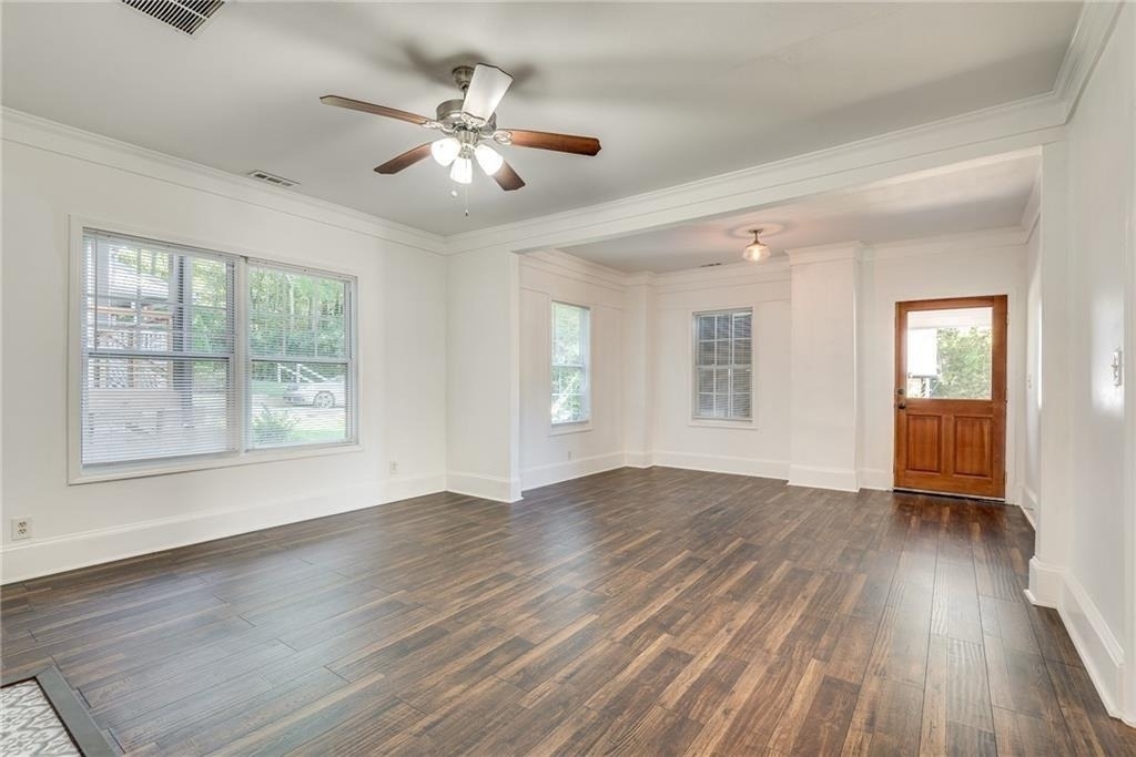 244 Laurel Avenue Sw - Photo 5