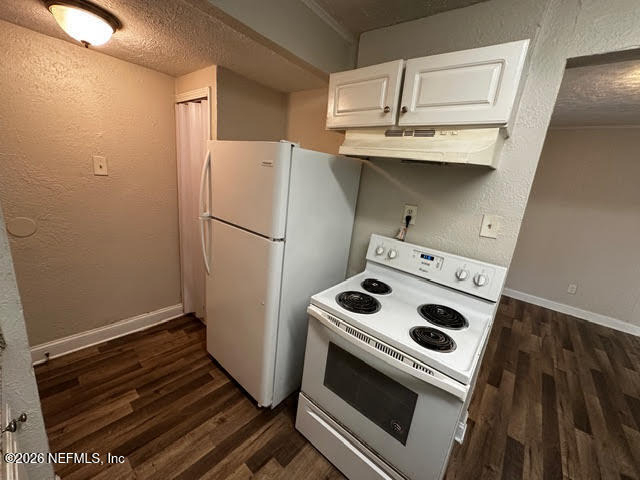 7527 Tampa Avenue - Photo 16