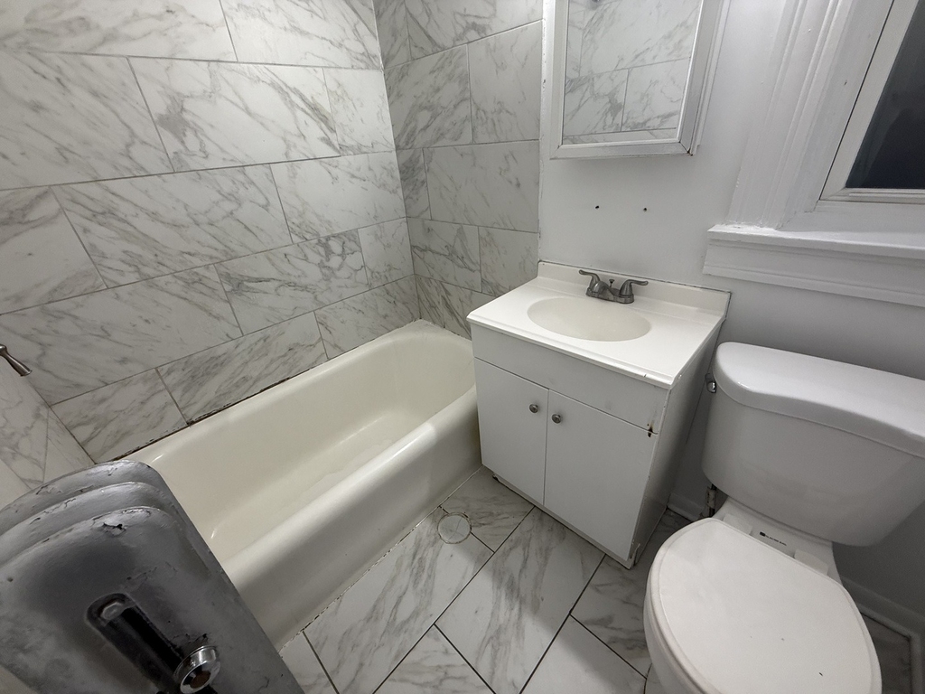 2208 S 57th Avenue - Photo 11