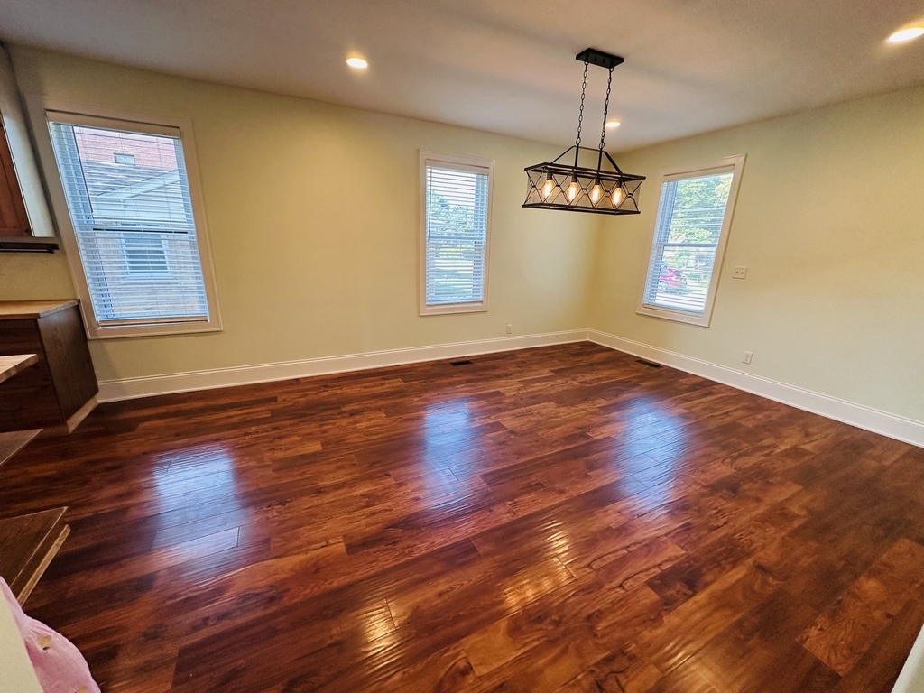8133 Laramie Avenue - Photo 3