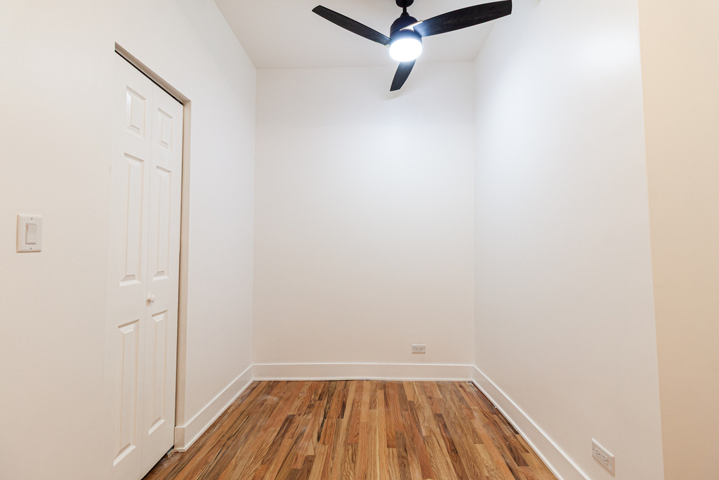 1742 N California Avenue - Photo 1