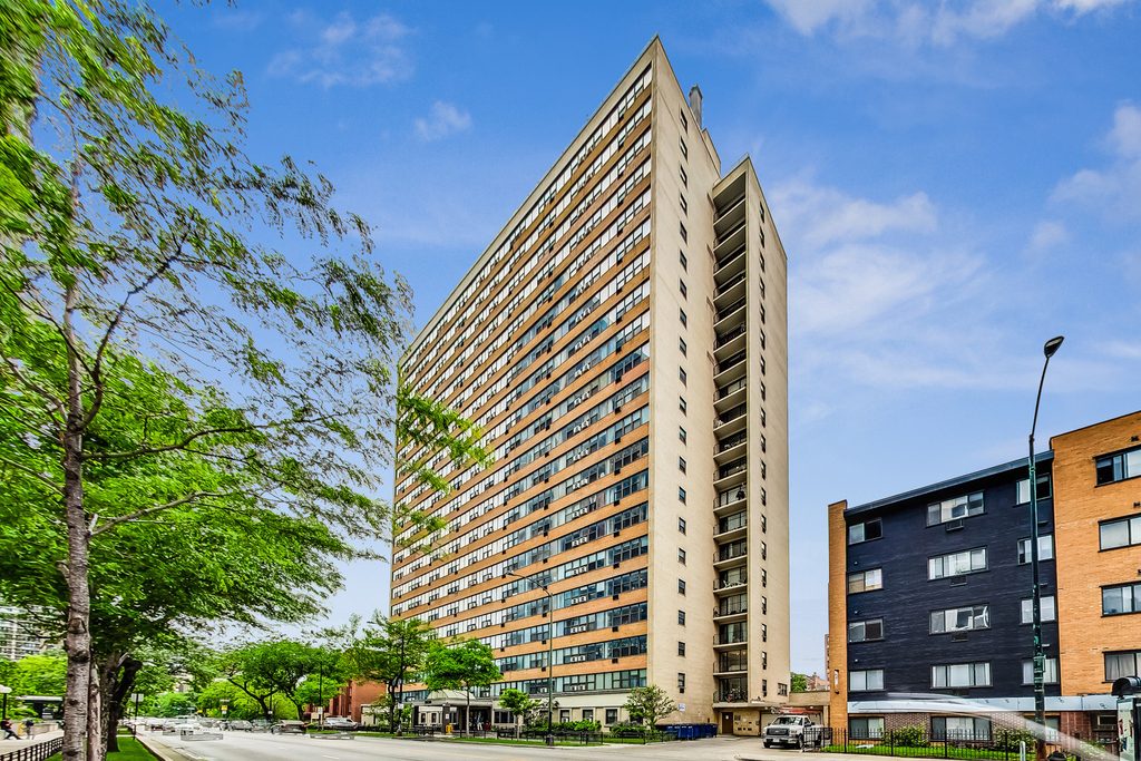 6030 N Sheridan Road - Photo 8