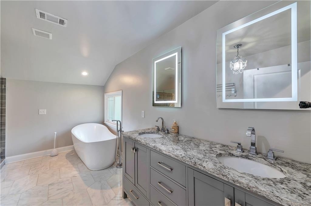 1745 Sylvan Road Sw - Photo 2