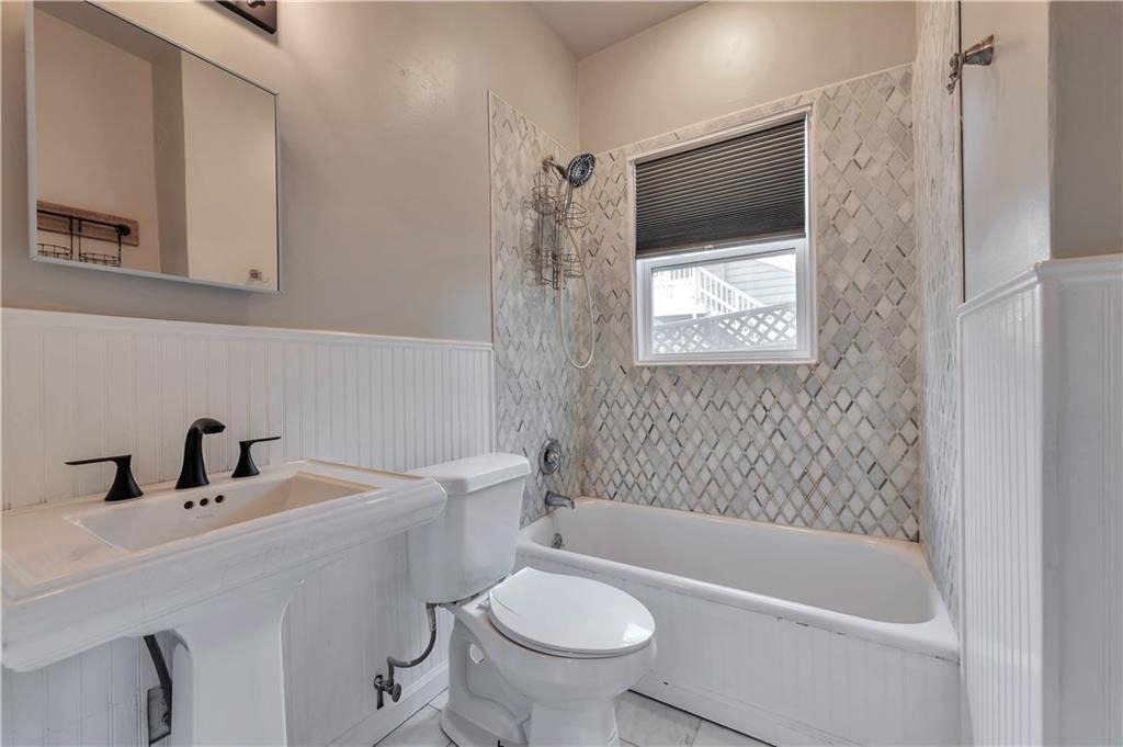1745 Sylvan Road Sw - Photo 4