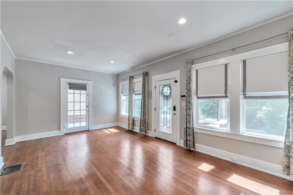 1745 Sylvan Road Sw - Photo 5