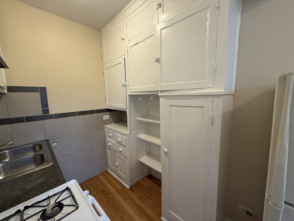 2801 N Keating Avenue - Photo 7