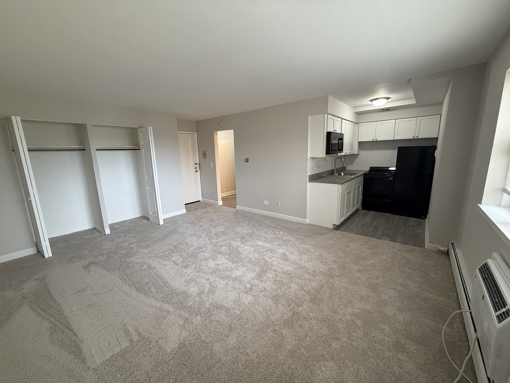 3001 Thatcher Avenue - Photo 1