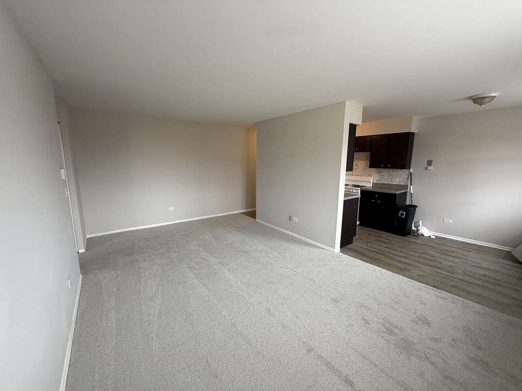 3001 Thatcher Avenue - Photo 2