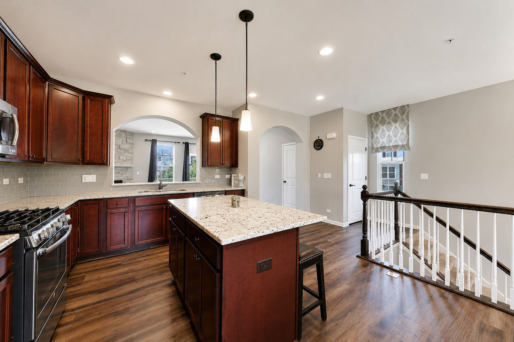 342 Western Avenue - Photo 4