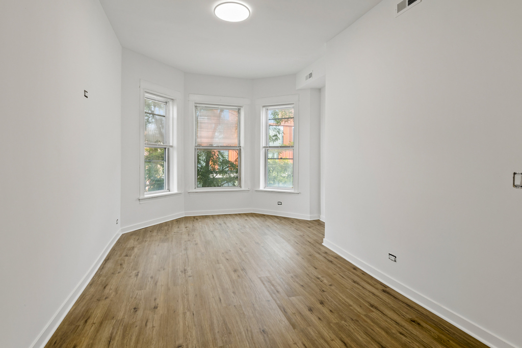 1349 W Taylor Street - Photo 7