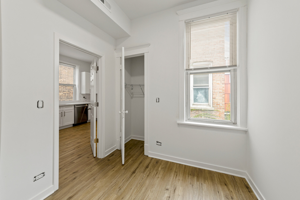 1349 W Taylor Street - Photo 4
