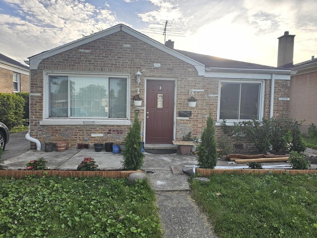 1430 N Rohde Avenue - Photo 2