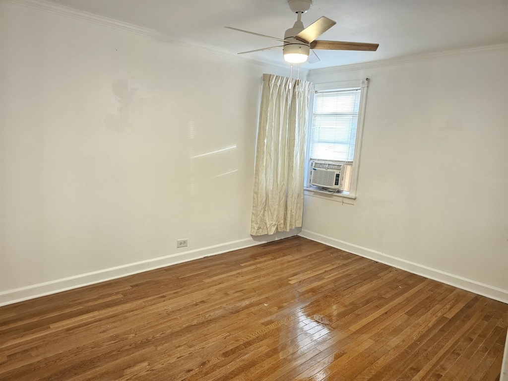 1430 N Rohde Avenue - Photo 1