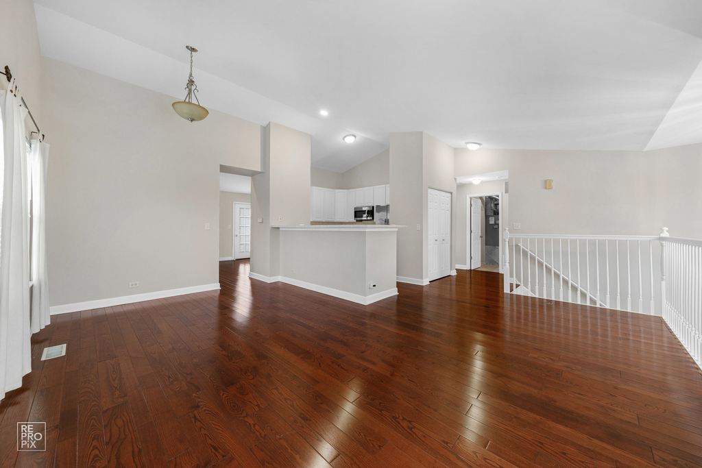 831 Genesee Drive - Photo 2