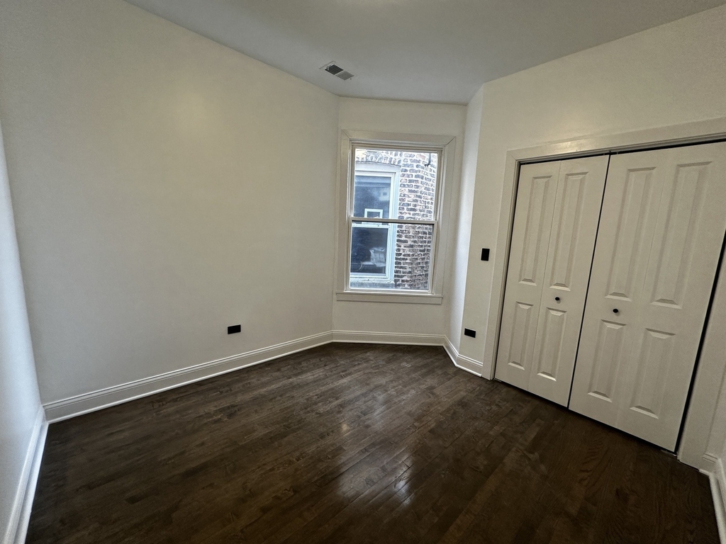 1911 S Ridgeway Avenue - Photo 7