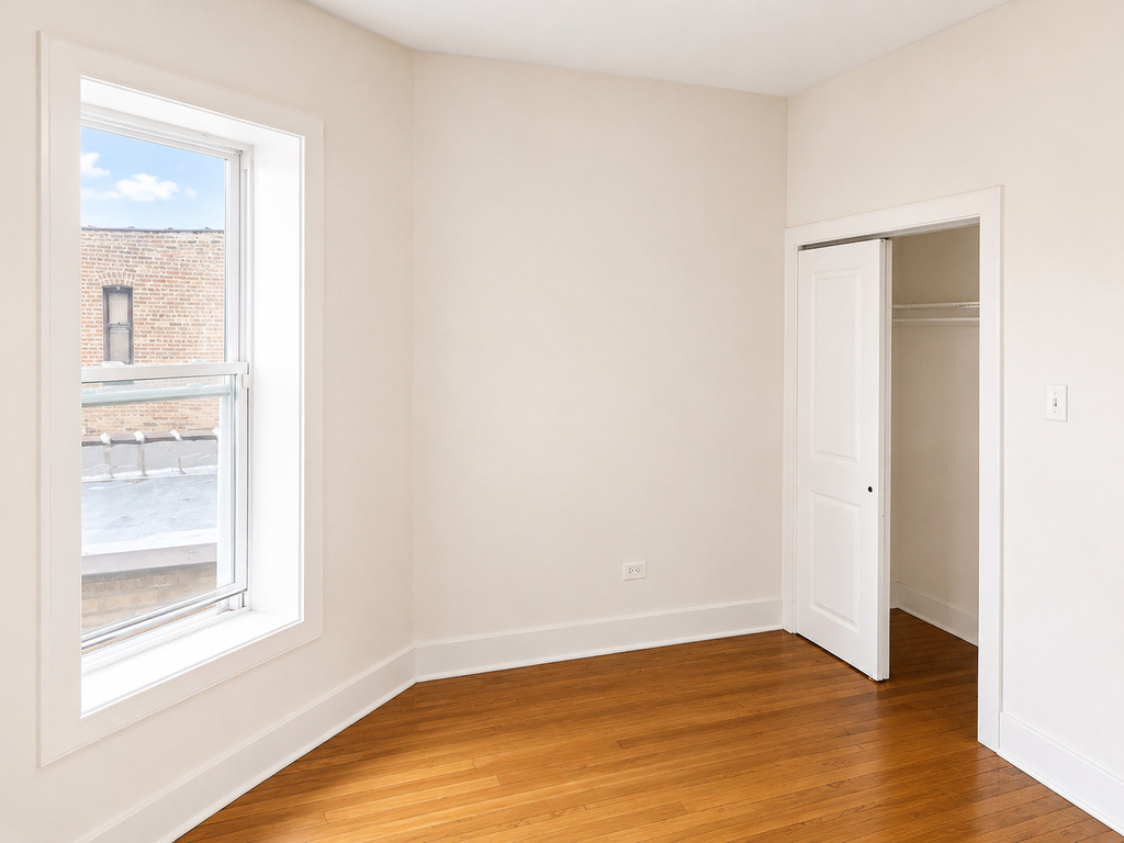 1439 E 66th Place - Photo 5